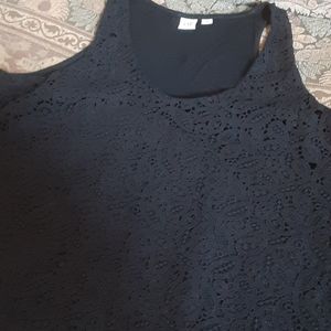 Pretty sleeveless black top